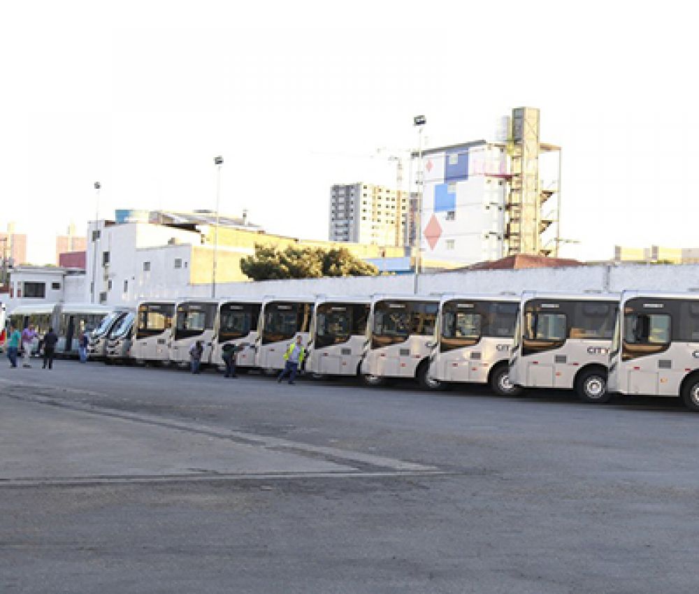 Passagem de ônibus municipais aumenta R$ 1,10 em Guarujá